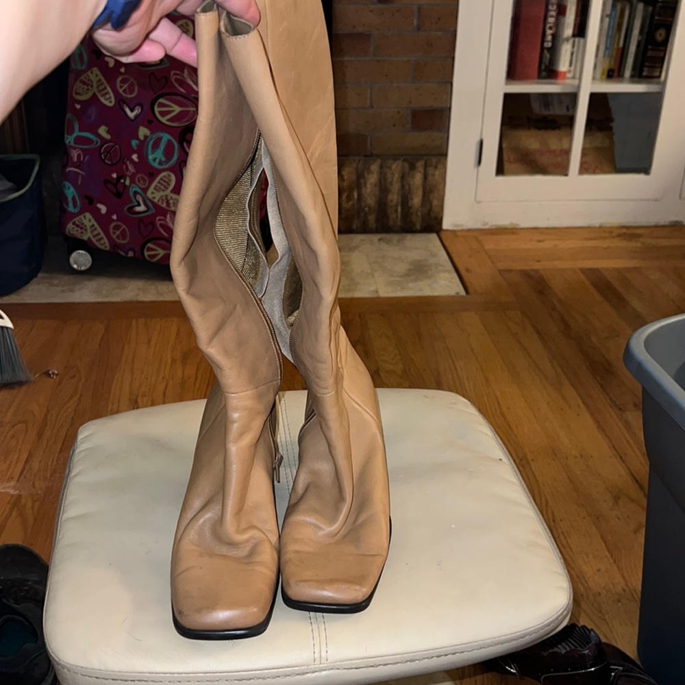 Tall Tan Leather Boot Sz 8.5